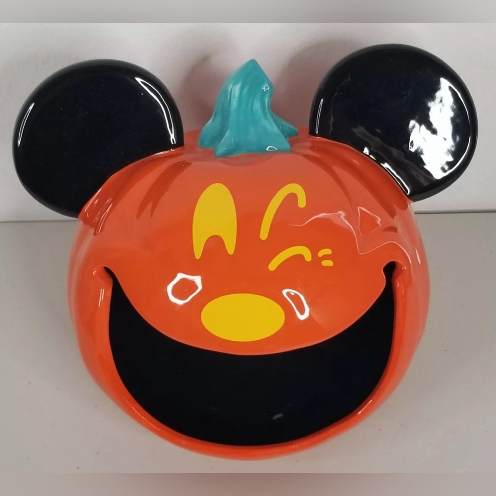 Disney Mickey Mouse pumpkin winking candy dish